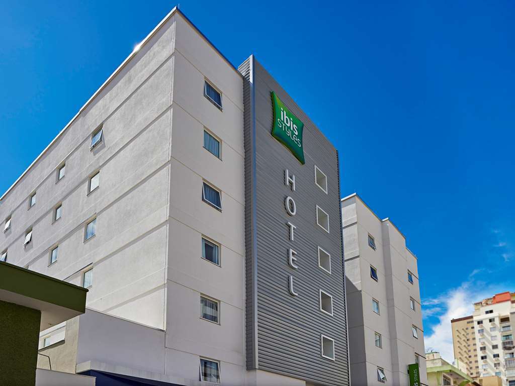 Ibis Styles Balneario Camboriu - 1 Quadra Do Mar Hotel Exterior photo